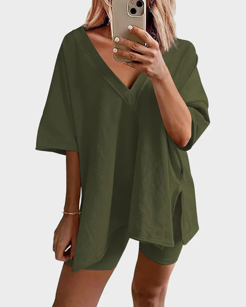 Casual 2-Piece Loungewear Set Oversized Split Hem Top & Fitted Shorts - Image 16