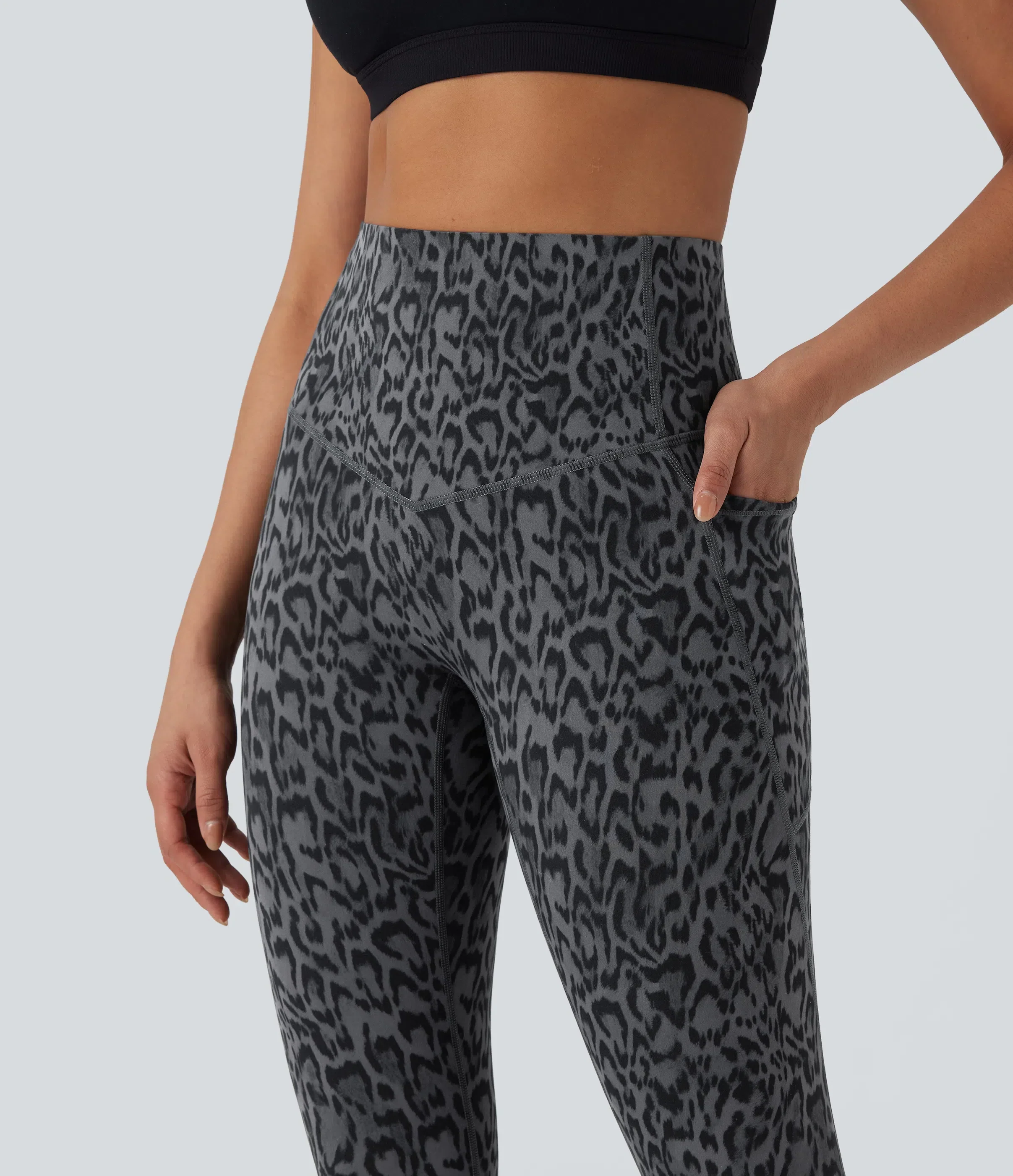 Leopard High Waisted Tummy Control Workout Leggings with Side Pockets - Image 15