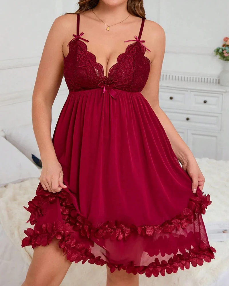 Sexy Plus Size 3D Floral Lace Sheer Camisole Nightdress - Image 3