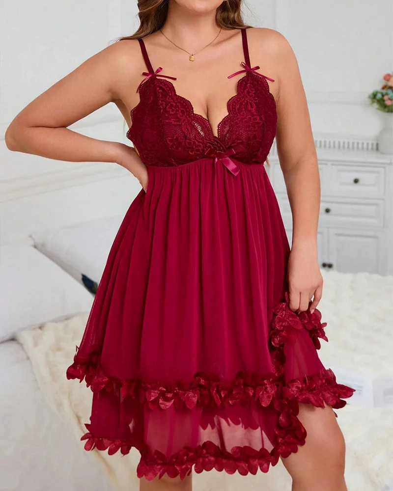 Sexy Plus Size 3D Floral Lace Sheer Camisole Nightdress - Image 4