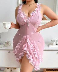 Sexy Plus Size V-Neck Spaghetti Strap Nightie with Backless Ruffles - Image 3